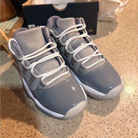 Jordan 11’s Retro Low “Cool Gray” - Picture 1 of 6